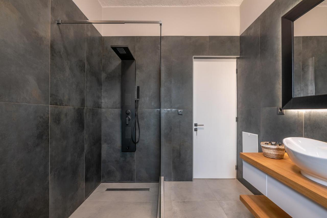 Alexandros Luxury House *