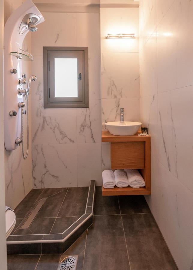 Alexandros Luxury House